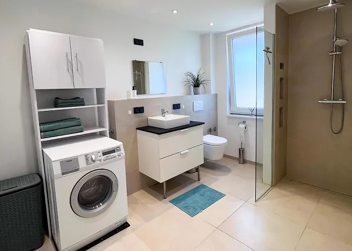 شقة Helle Und Gemuetliche In *